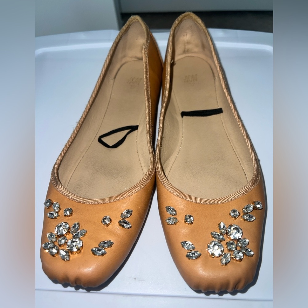Caramel Studded Flats - Sz 8
